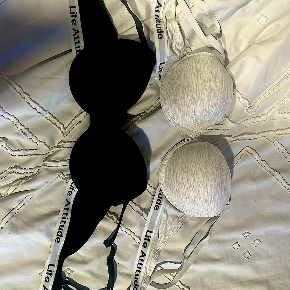 Black and white Life attitude bra set